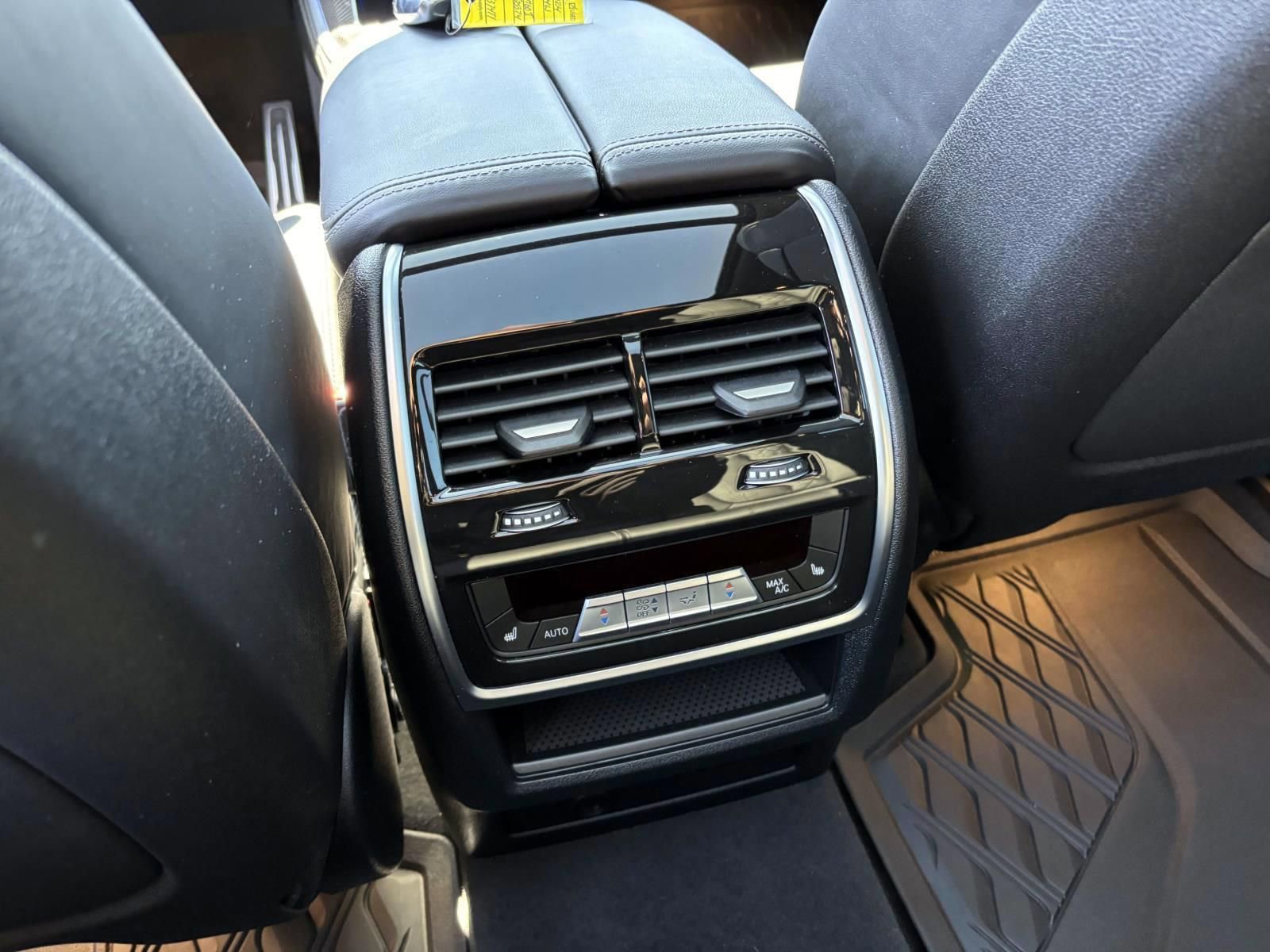 Used 2024 BMW X5 M60i image 33