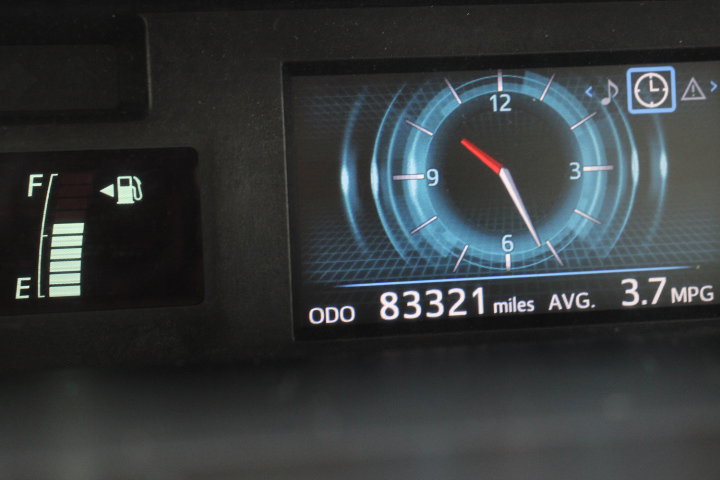 Used 2017 Toyota Prius V Five image 30