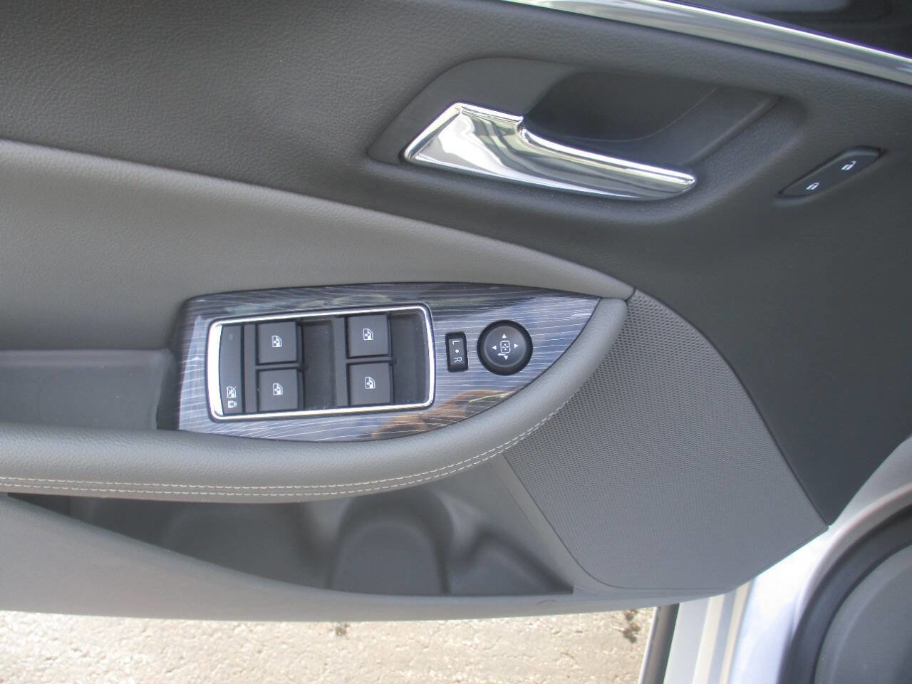 Used 2019 Chevrolet Impala LS image 9