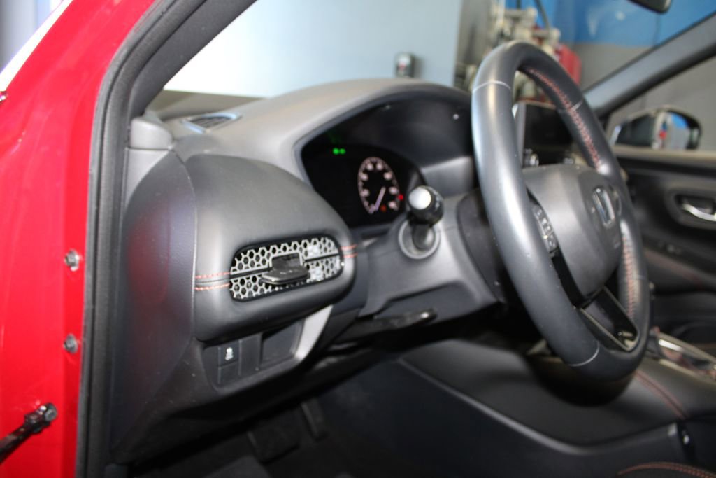 Used 2023 Honda HR-V Sport image 11