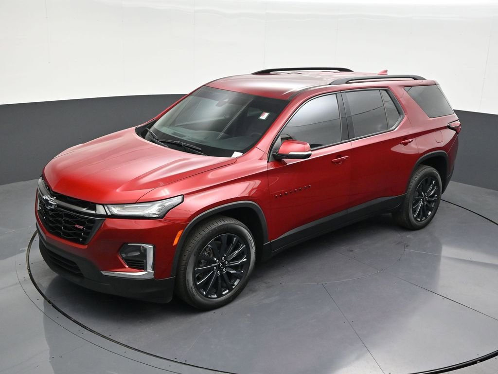 Used 2023 Chevrolet Traverse RS image 16