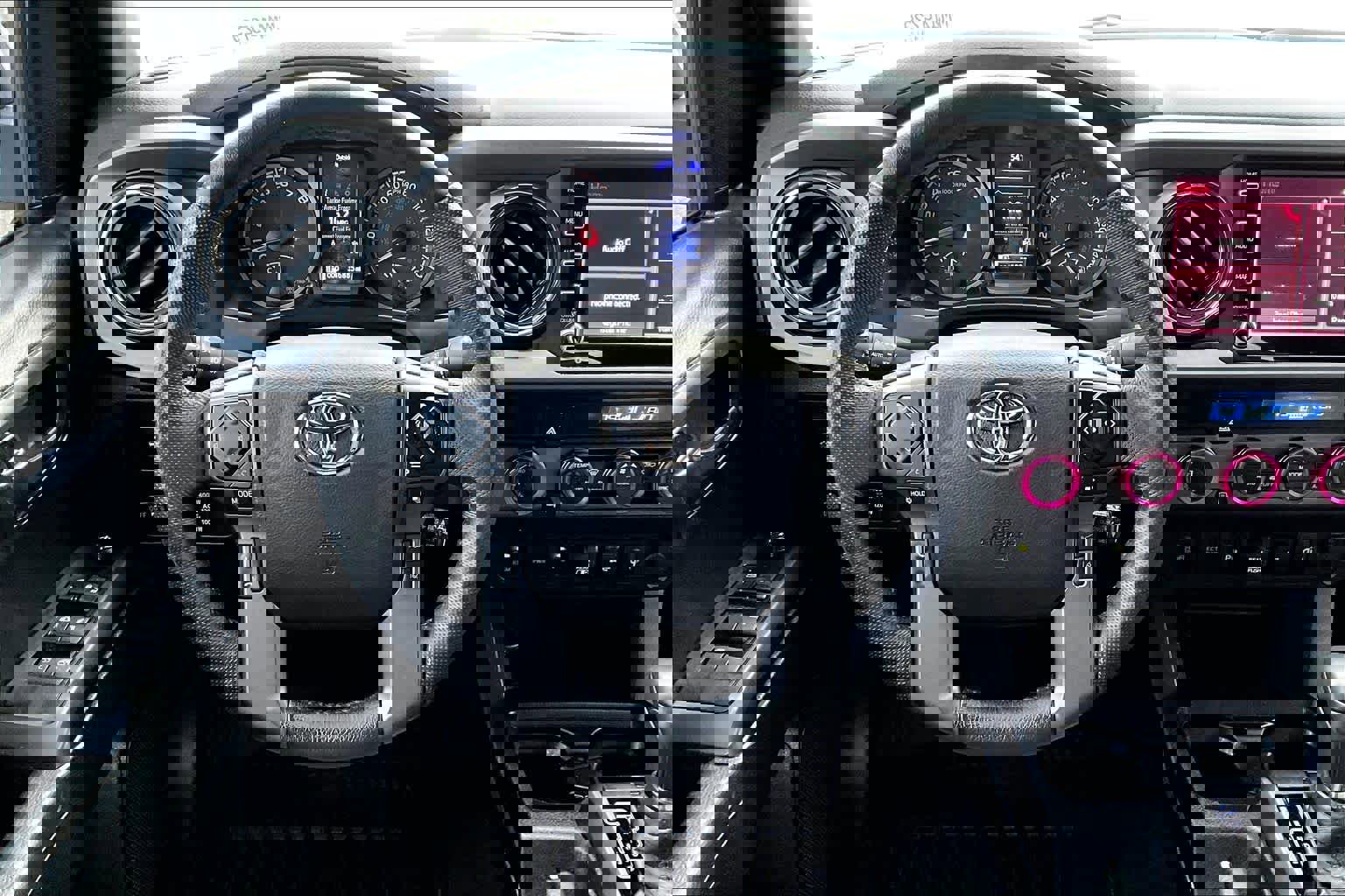 Certified 2021 Toyota Tacoma TRD Off-Road image 5