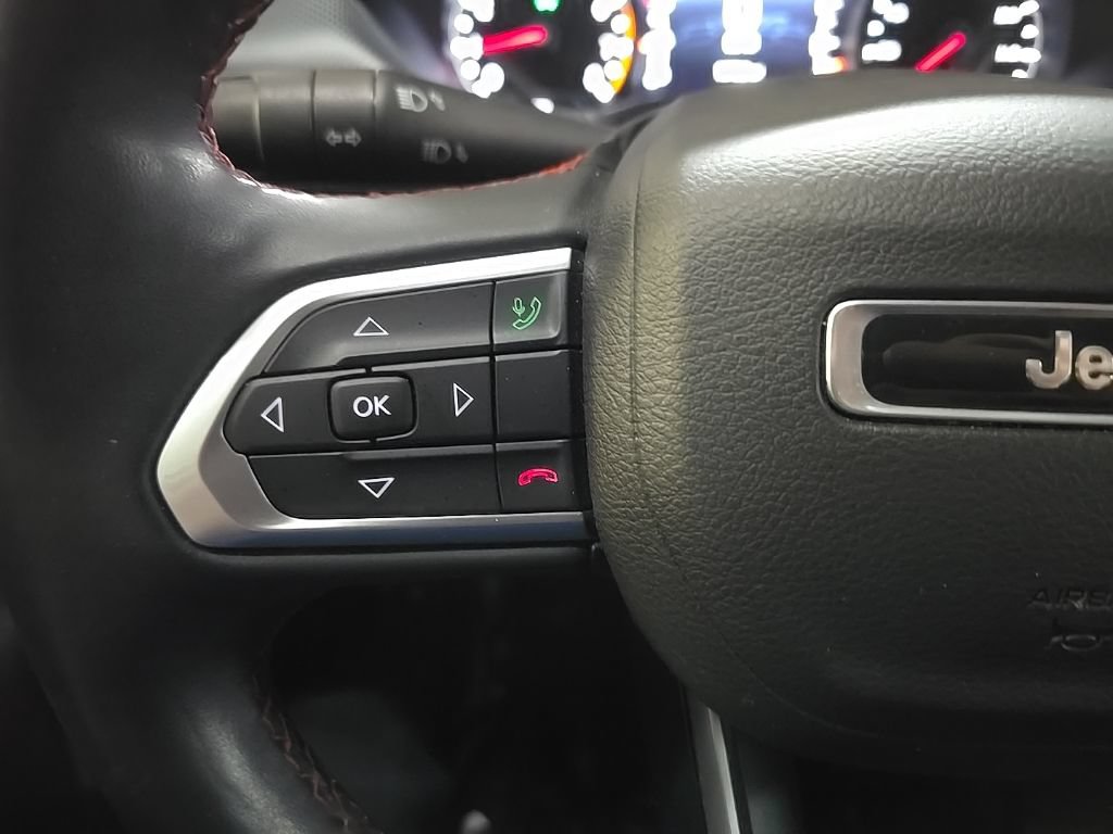 Used 2022 Jeep Compass Trailhawk w/ Trailhawk Convenience Group AWD/4WD image 20