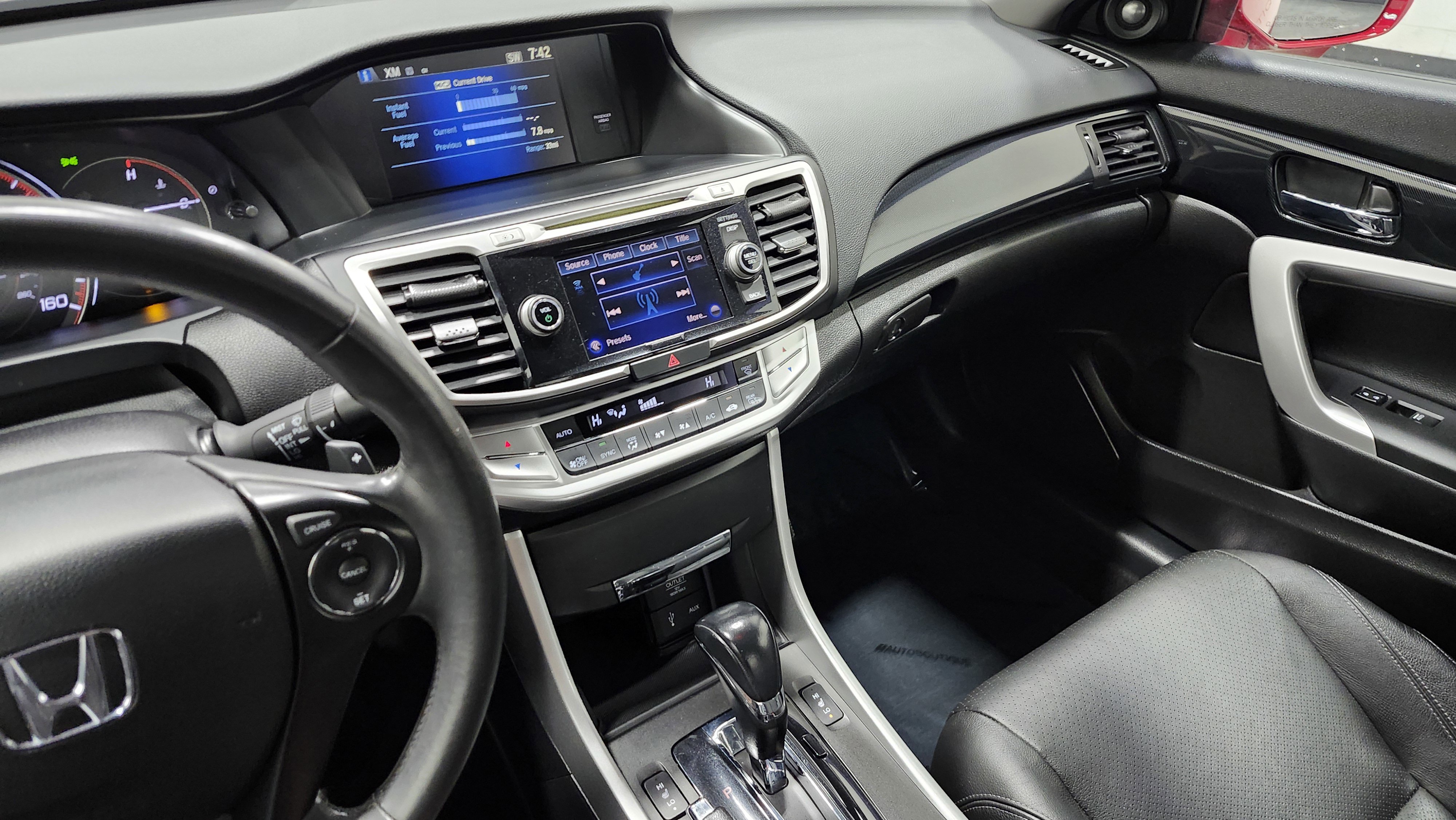 Used 2015 Honda Accord EX-L image 28