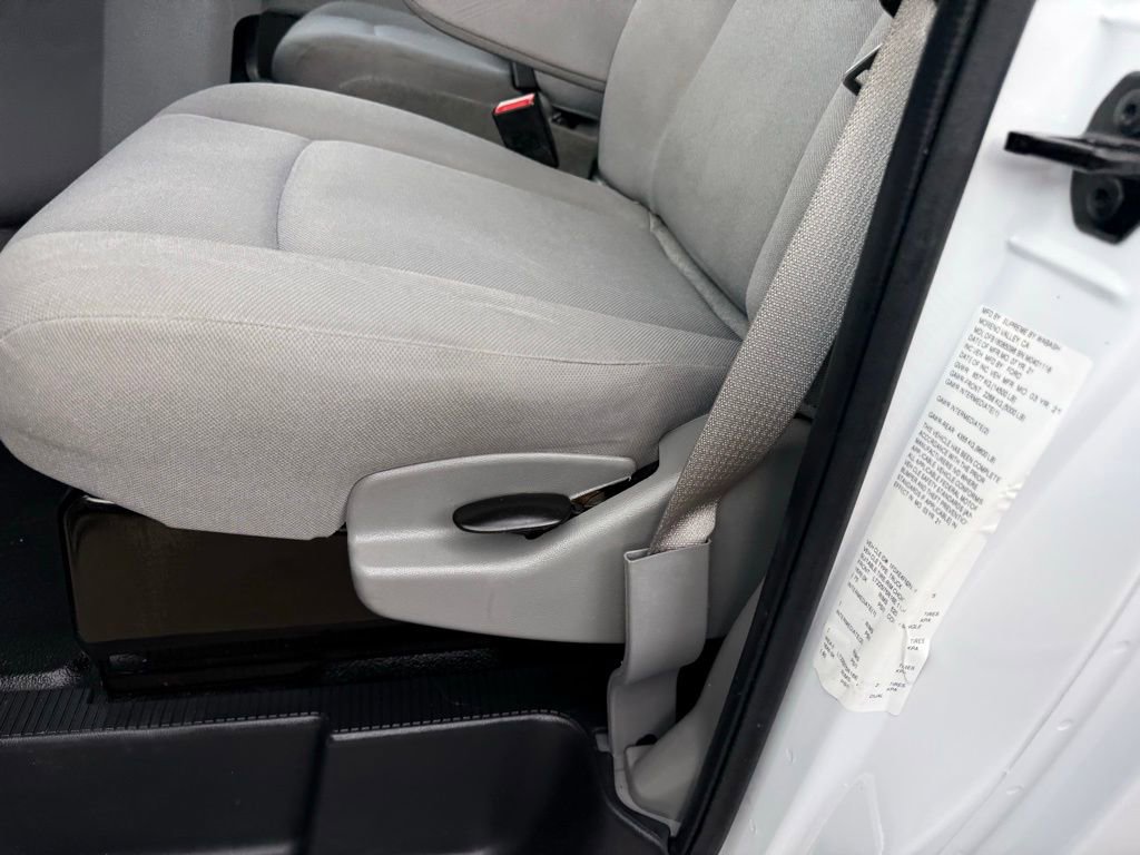 Used 2022 Ford E-450 and Econoline 450 Super Duty w/ Power Windows & Locks Group image 14