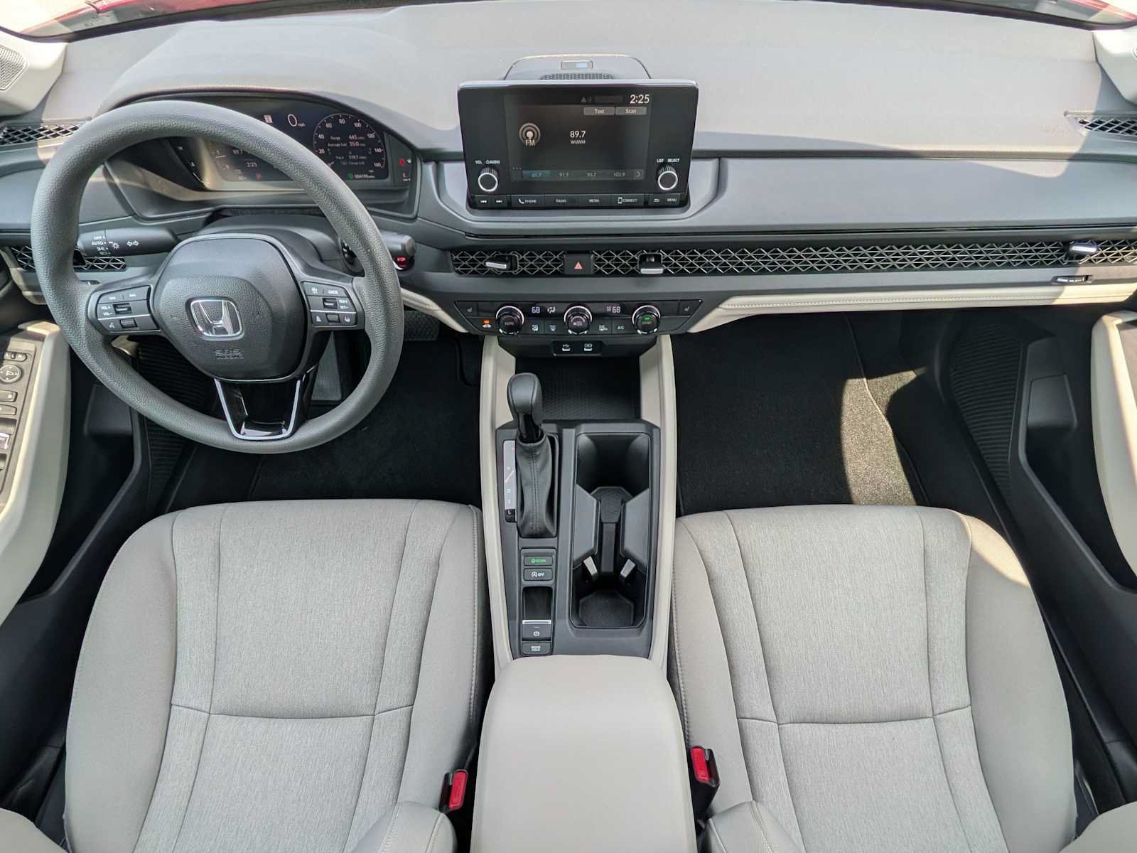 Used 2025 Honda Accord SE image 22