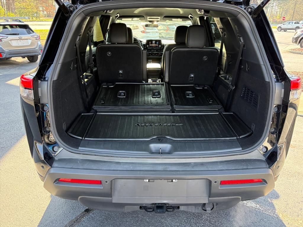 Used 2025 Nissan Pathfinder Rock Creek image 26