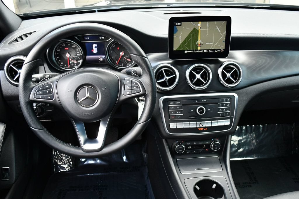 Used 2018 Mercedes-Benz GLA 250 4MATIC image 49