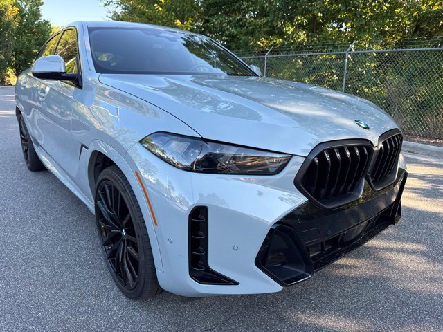 Certified 2024 BMW X6 xDrive40i w/ M Sport Professional Package AWD/4WD image 11