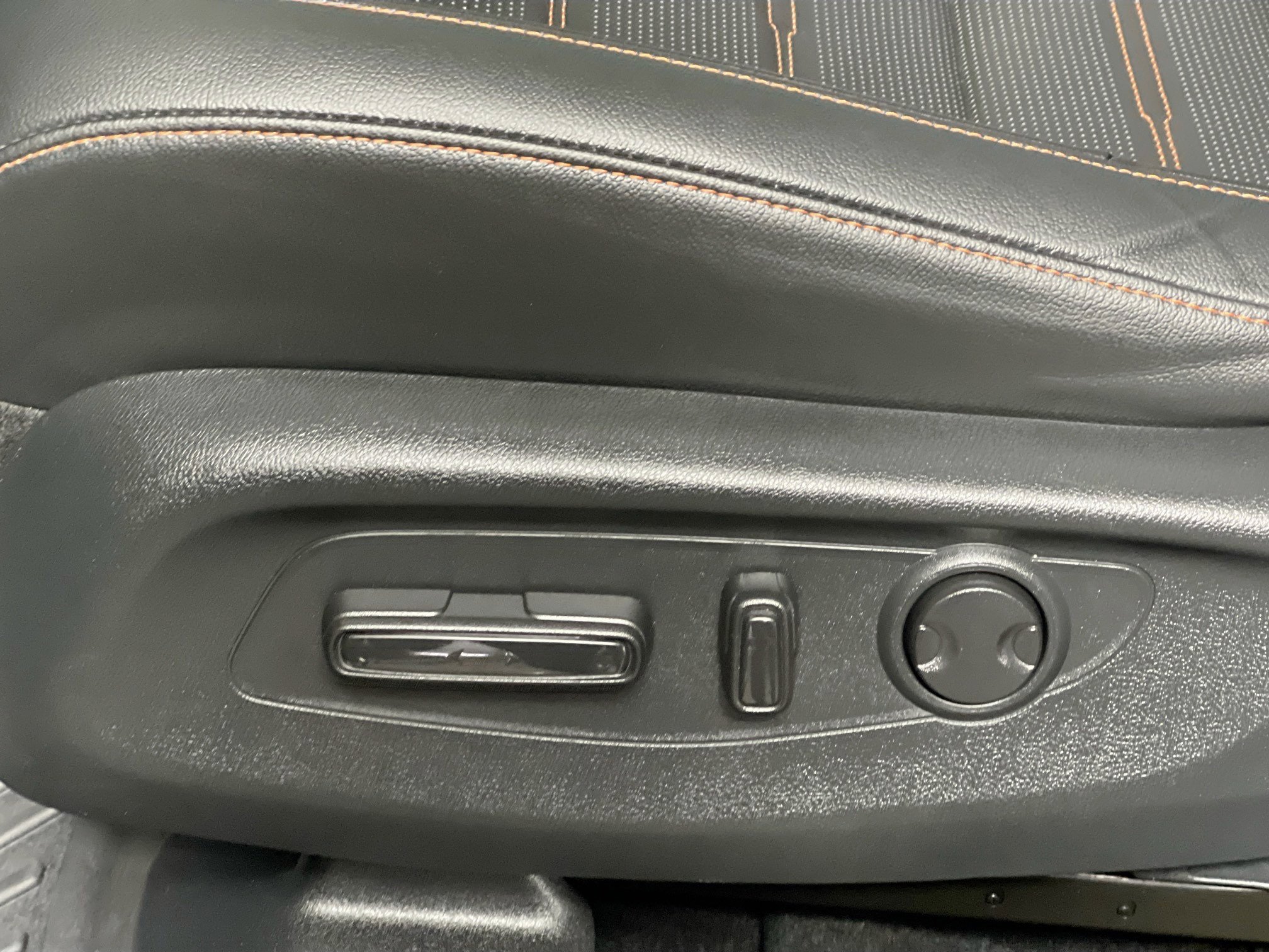 Used 2025 Honda CR-V Sport-L image 15