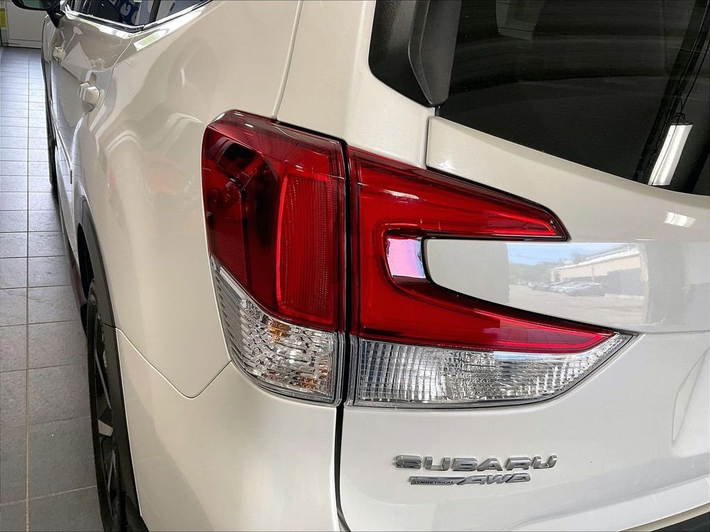 Used 2024 Subaru Forester Touring AWD/4WD image 34