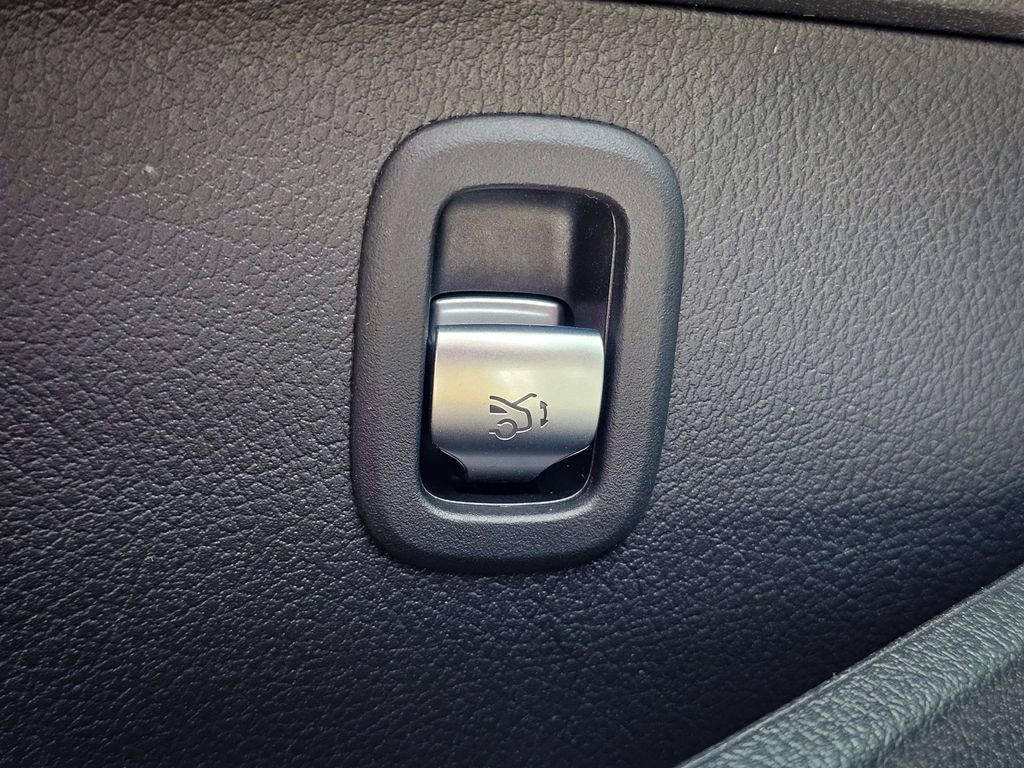 Used 2024 Mercedes-Benz C 43 AMG C 43 AMG 4D Sedan image 13