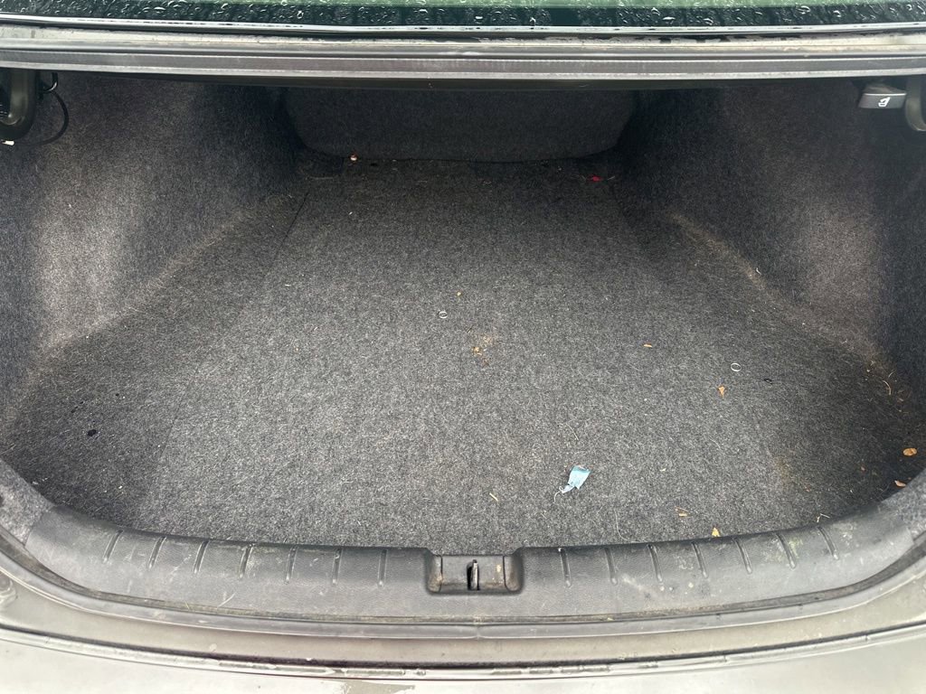 Used 2013 Honda Accord LX image 9