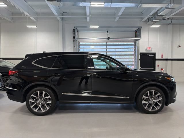 Used 2024 Acura MDX SH-AWD w/ Technology Package image 8