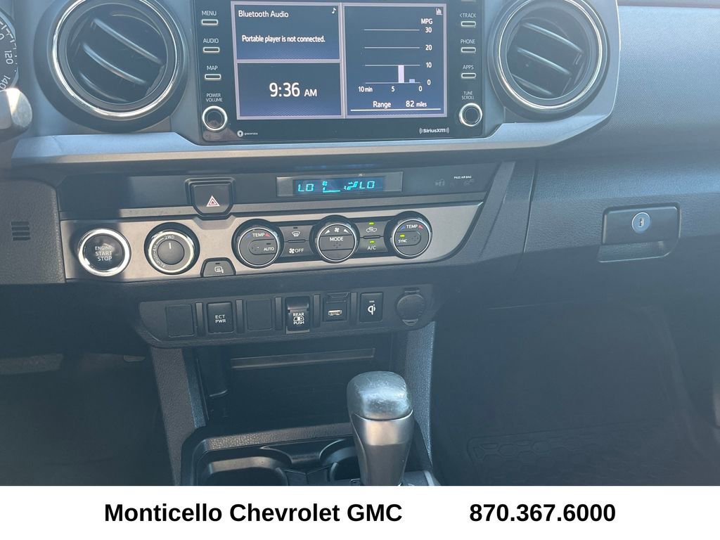 Used 2022 Toyota Tacoma TRD Off-Road image 18