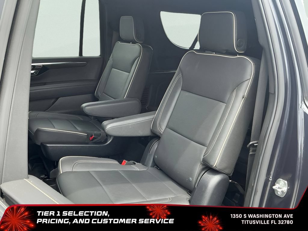 Used 2025 Chevrolet Suburban Premier RWD image 25