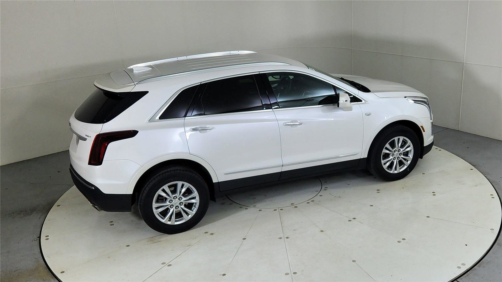 Used 2023 Cadillac XT5 Luxury image 44