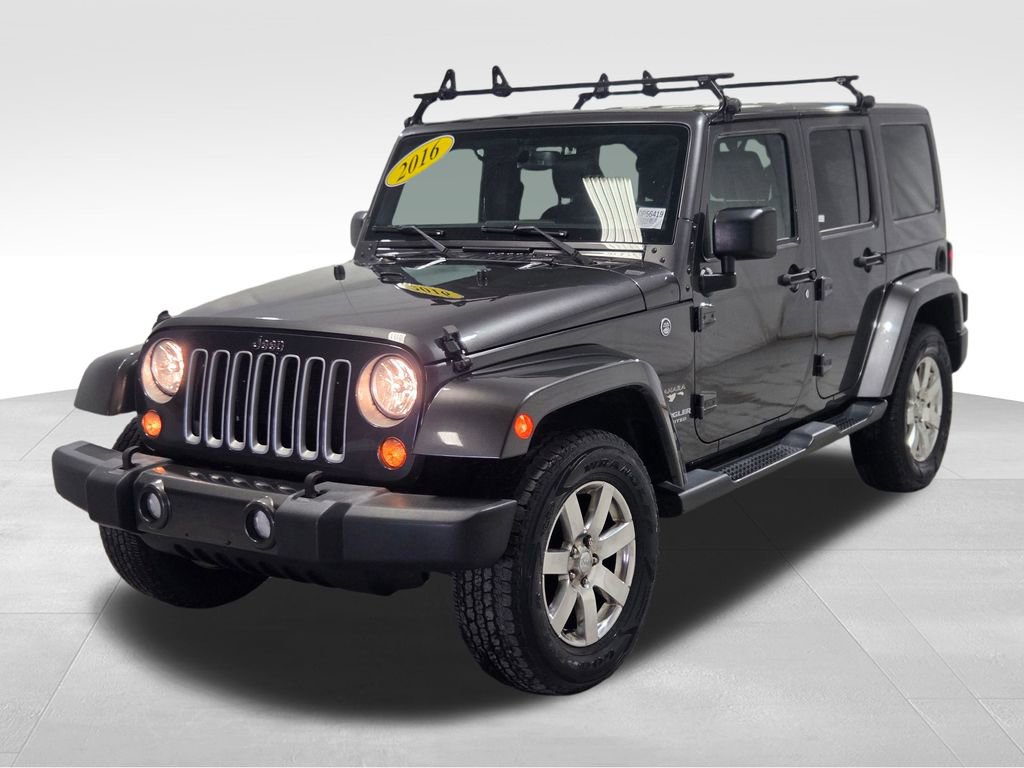 Used 2016 Jeep Wrangler Unlimited Sahara w/ Max Tow Package image 13