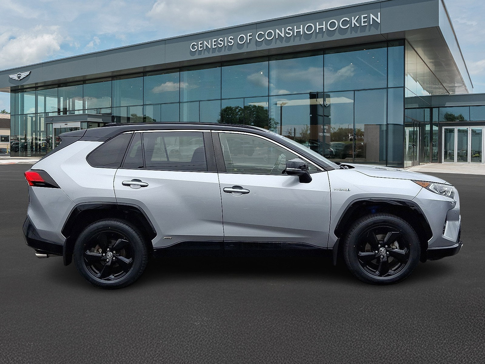 Used 2020 Toyota RAV4 XSE image 7