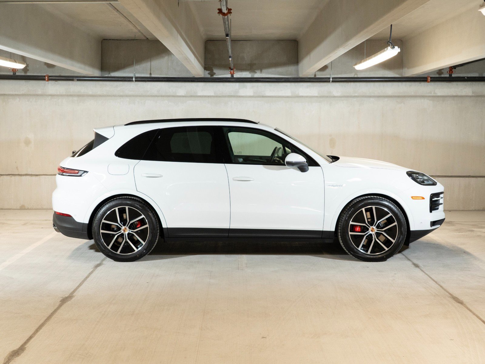 New 2026 Porsche Cayenne S AWD/4WD image 8