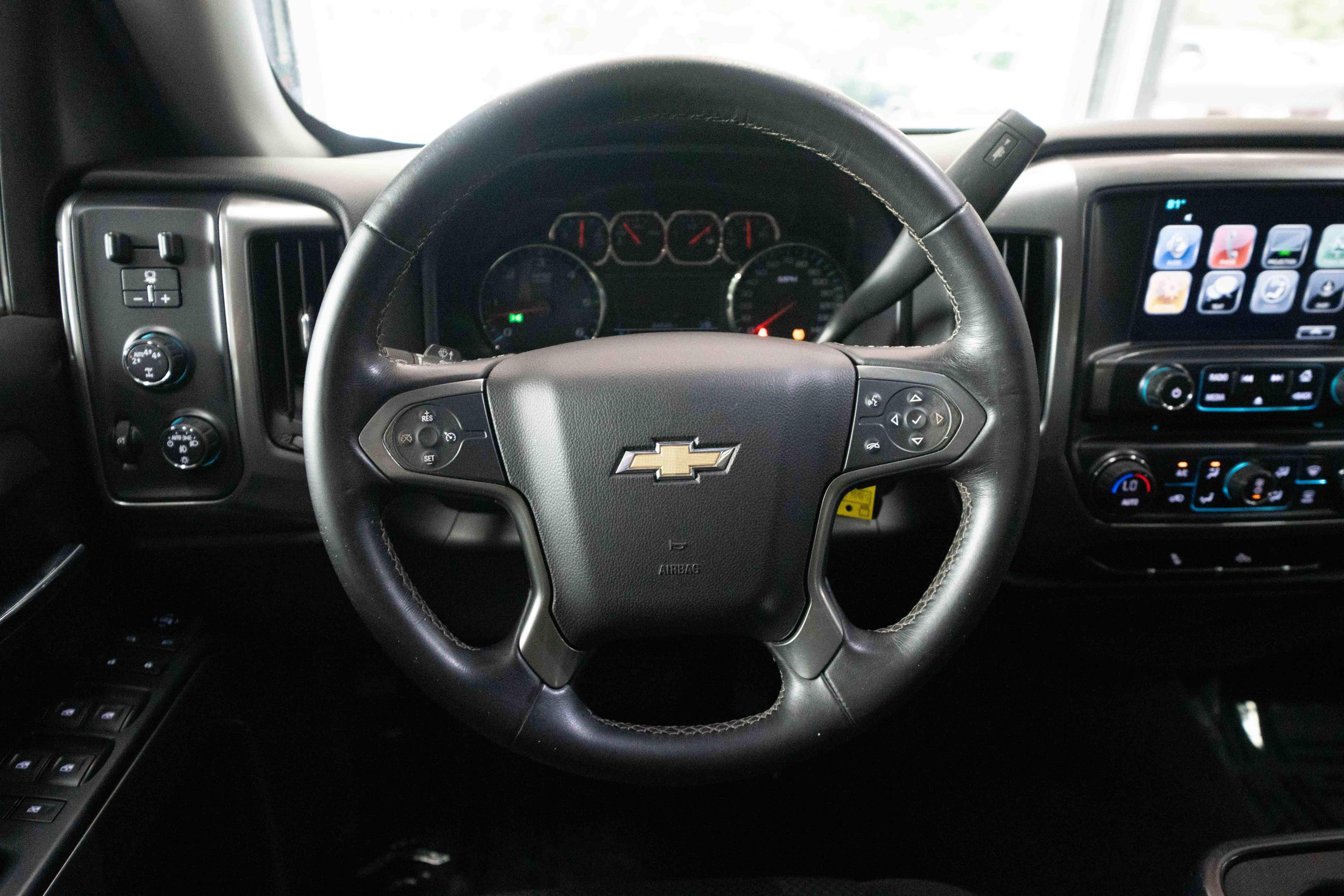 Used 2017 Chevrolet Silverado 1500 LT w/ All Star Edition AWD/4WD image 21