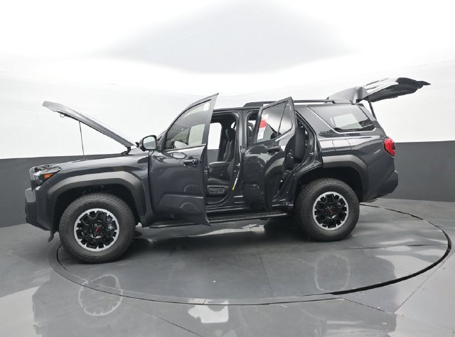 New 2026 Toyota 4Runner 4WD image 33