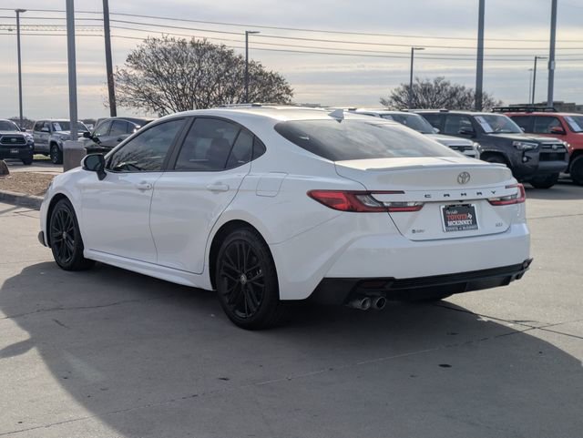 Used 2025 Toyota Camry SE image 8