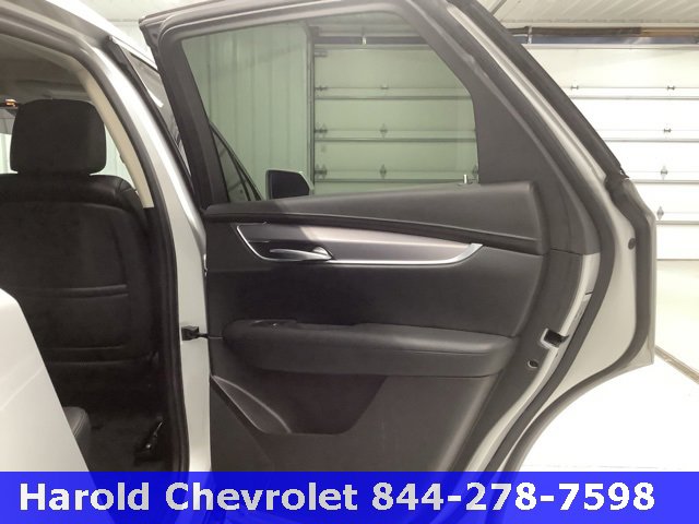 Used 2018 Cadillac XT5 Luxury image 8