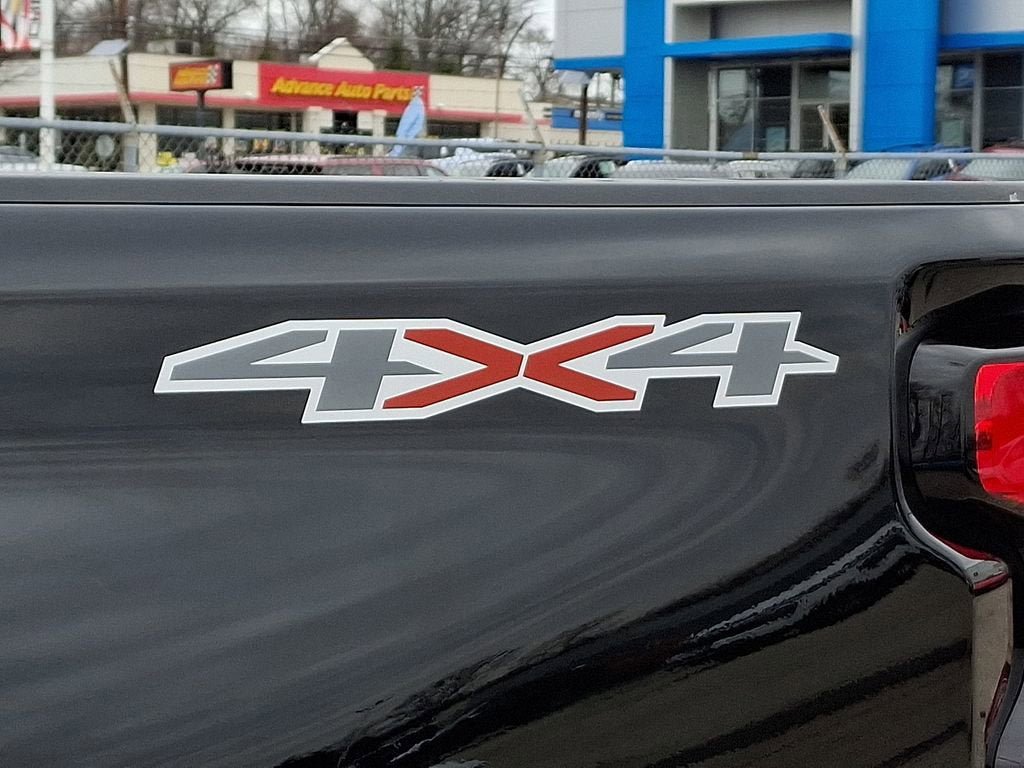 Certified 2025 Chevrolet Silverado 2500 LTZ w/ LTZ Convenience Package image 36