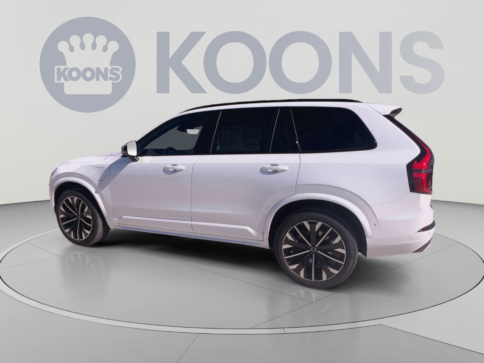 New 2026 Volvo XC90 T8 Ultra w/ Protection Package Premier AWD/4WD image 8