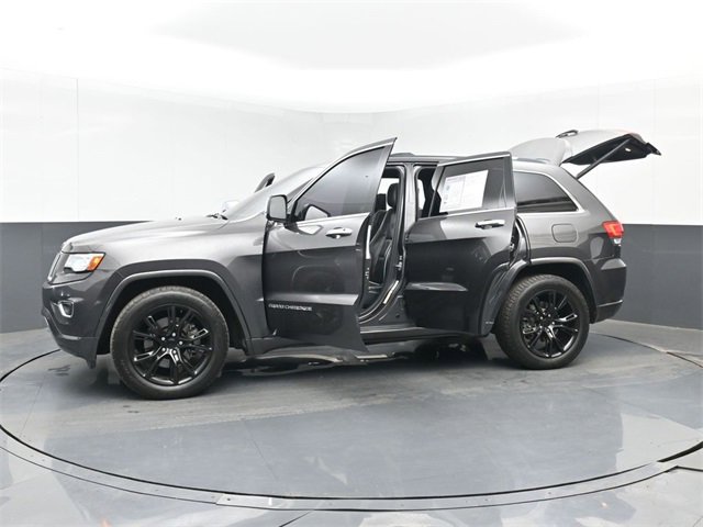 Used 2014 Jeep Grand Cherokee Overland w/ Advanced Technology Group image 59