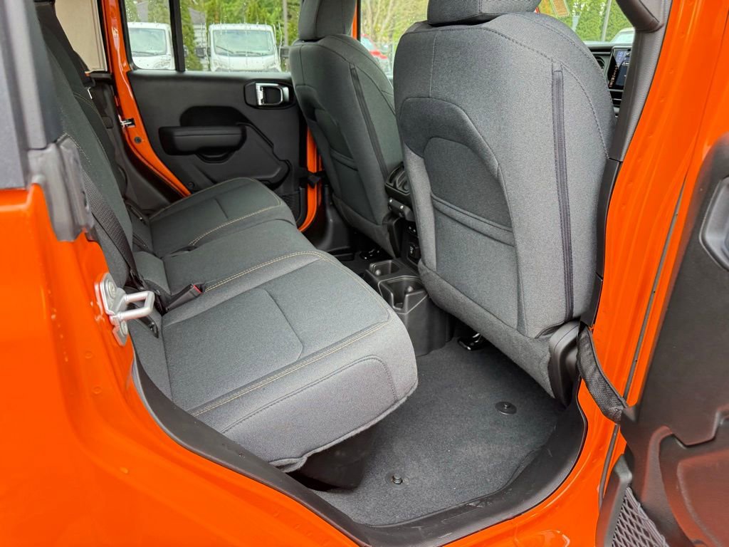 New 2025 Jeep Gladiator Sport AWD/4WD image 20