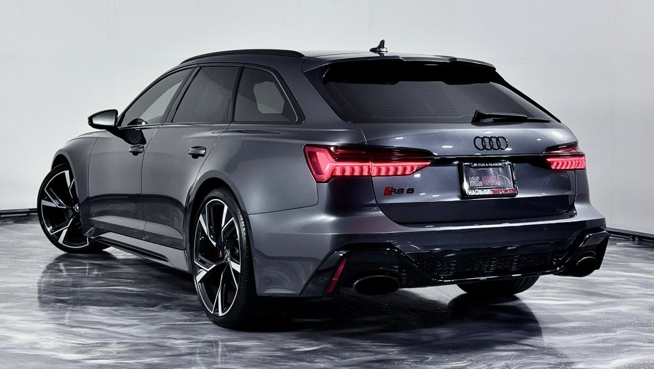 Used 2022 Audi RS 6 w/ Executive Package image 11