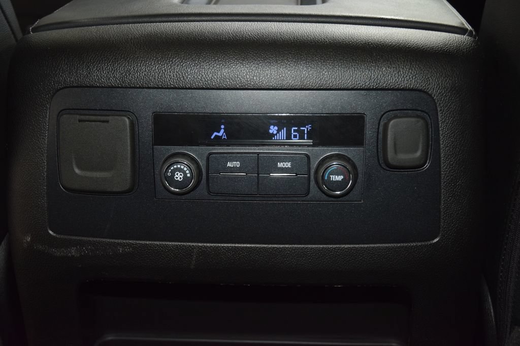 Used 2019 Chevrolet Tahoe LT w/ Z71 Midnight Edition AWD/4WD image 44