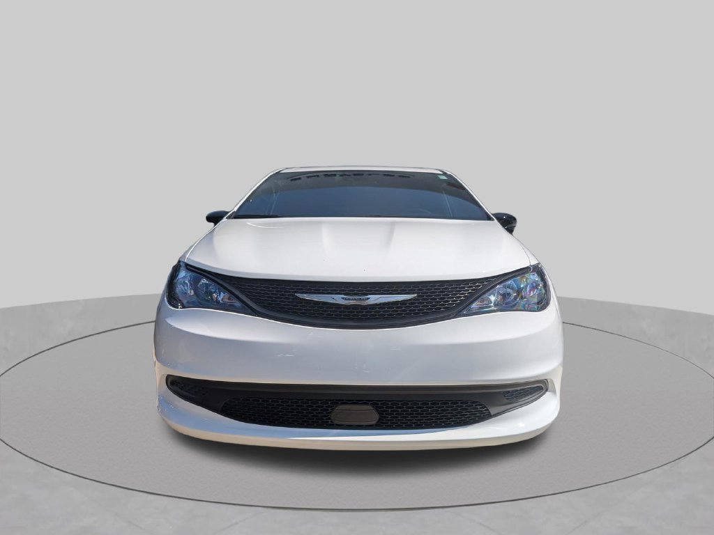 New 2027 Chrysler Pacifica LX FWD image 7