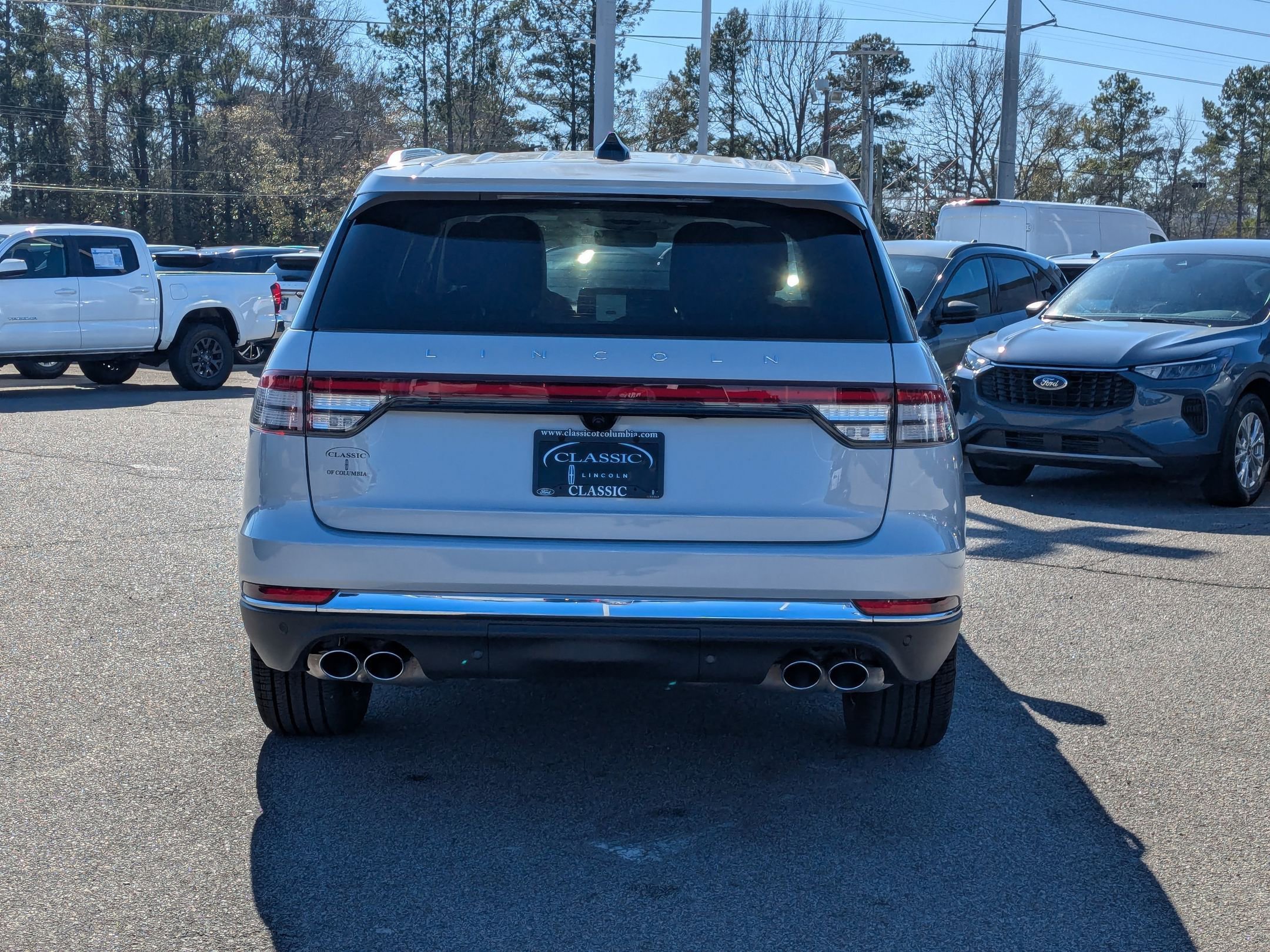 New 2025 Lincoln Aviator Reserve w/ Luxury Package image 4