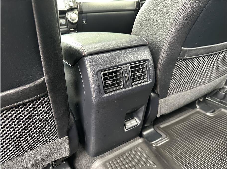 Used 2023 Toyota 4Runner TRD Off-Road Premium w/ Moonroof Package AWD/4WD image 27