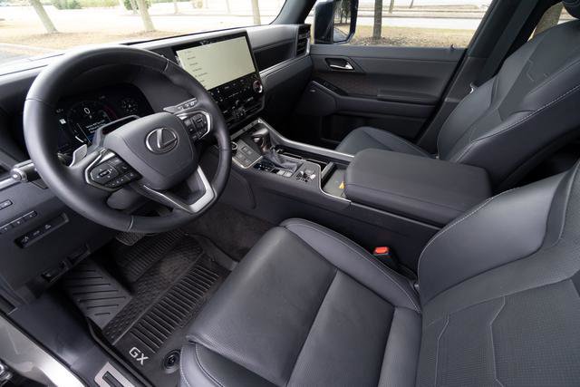 Used 2025 Lexus GX 550 550 Luxury image 24