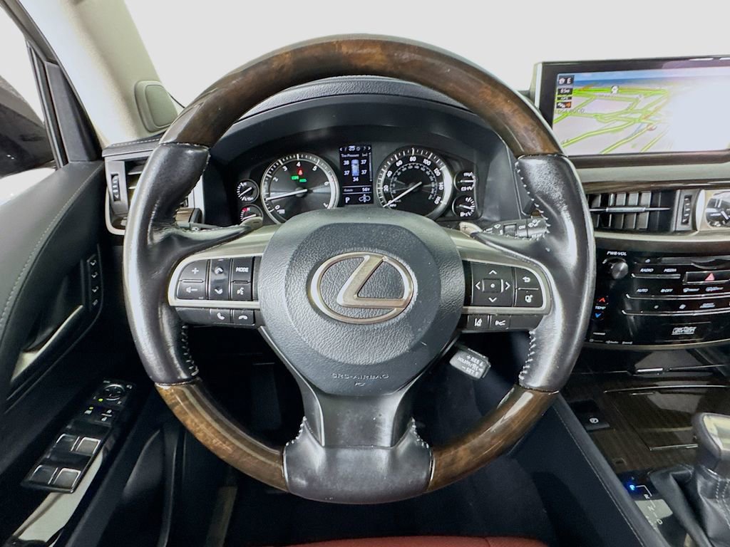 Used 2018 Lexus LX 570 4WD w/ Luxury Package image 23