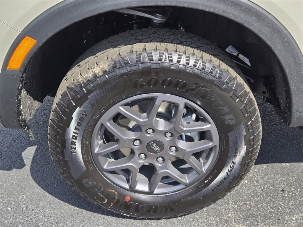 New 2025 Ford Ranger XLT image 8