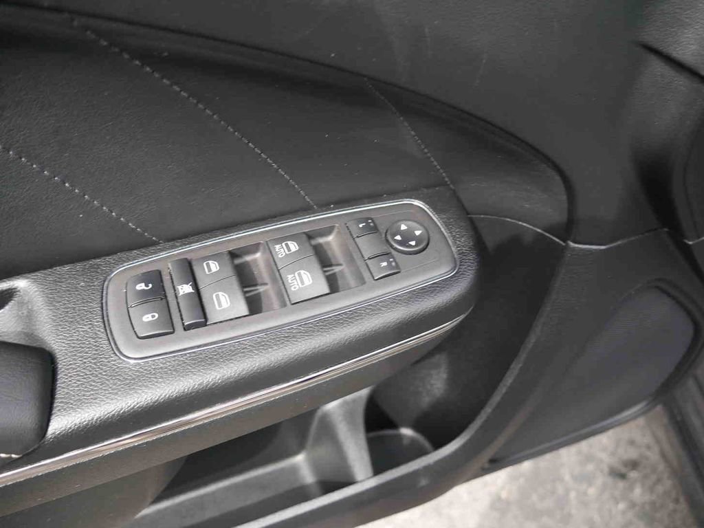 Used 2023 Dodge Charger SRT Hellcat w/ Harman/Kardon Audio Group image 24