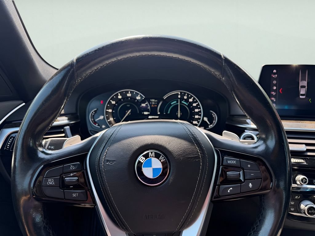 Used 2019 BMW 530e xDrive w/ Convenience Package AWD/4WD image 20