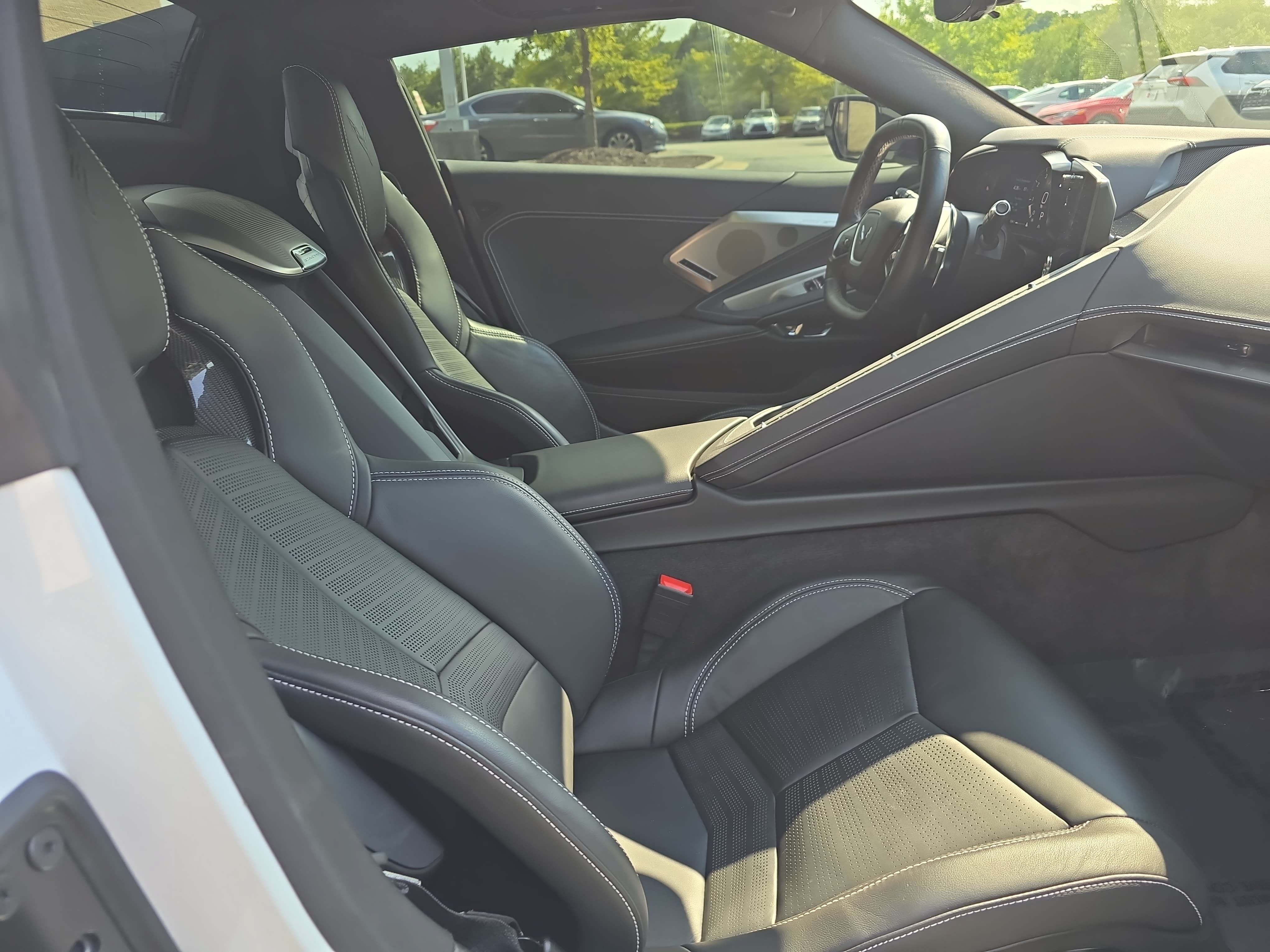 Used 2024 Chevrolet Corvette Stingray Preferred Conv w/ Battery Protection Package RWD image 10