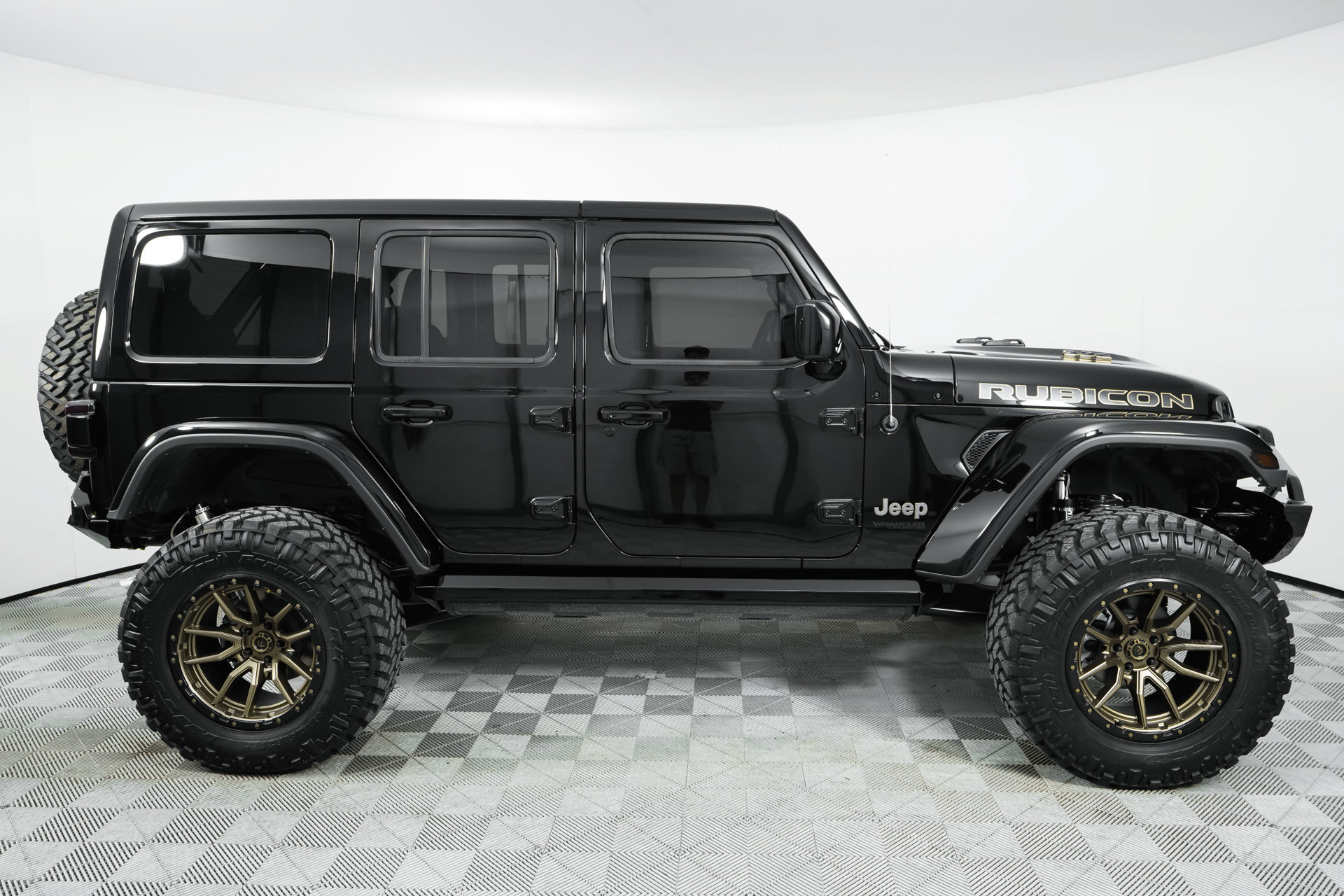Used 2021 Jeep Wrangler Unlimited Rubicon w/ Trailer Tow Package AWD/4WD image 8