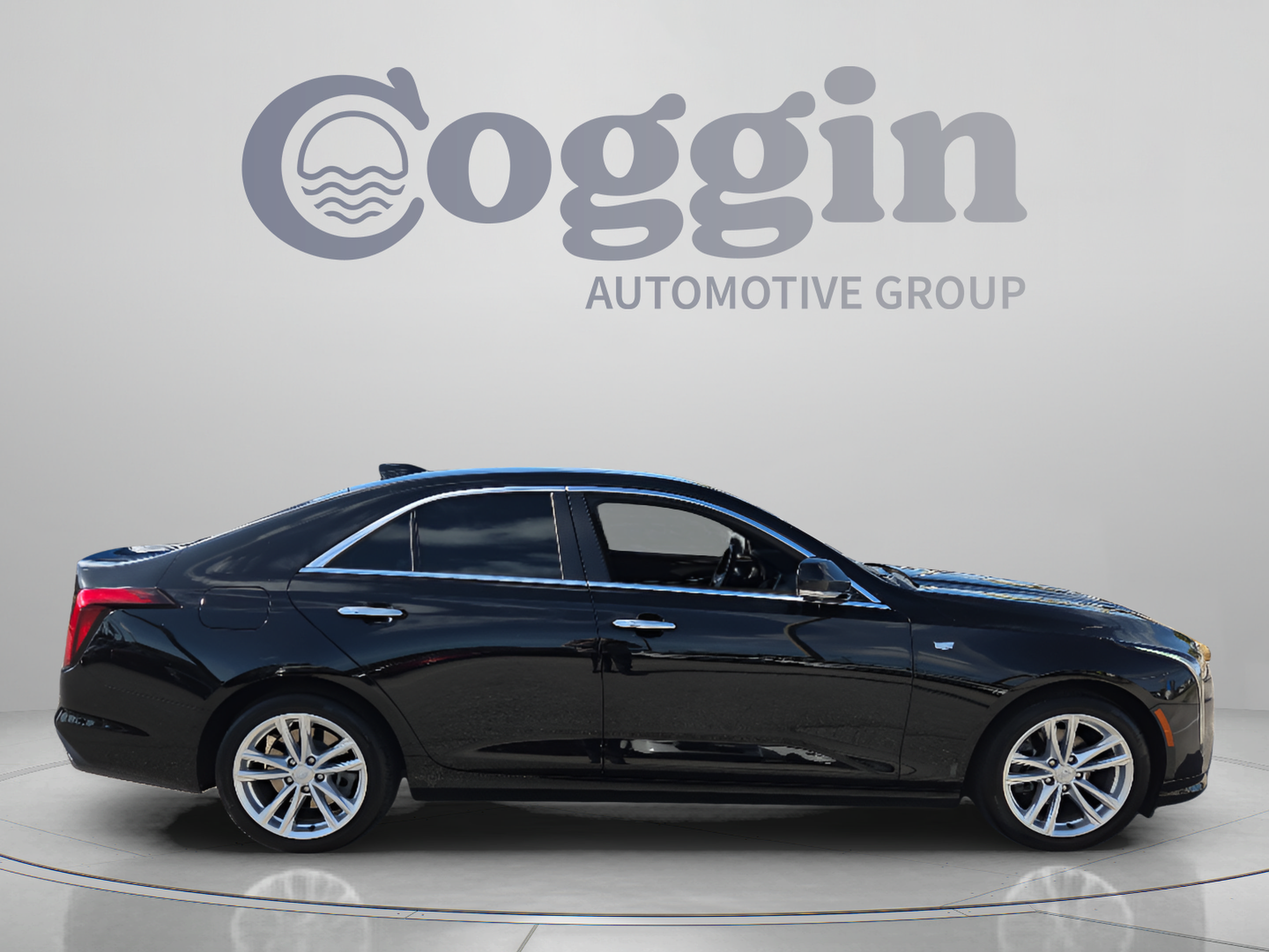 Used 2023 Cadillac CT4 Luxury RWD image 6
