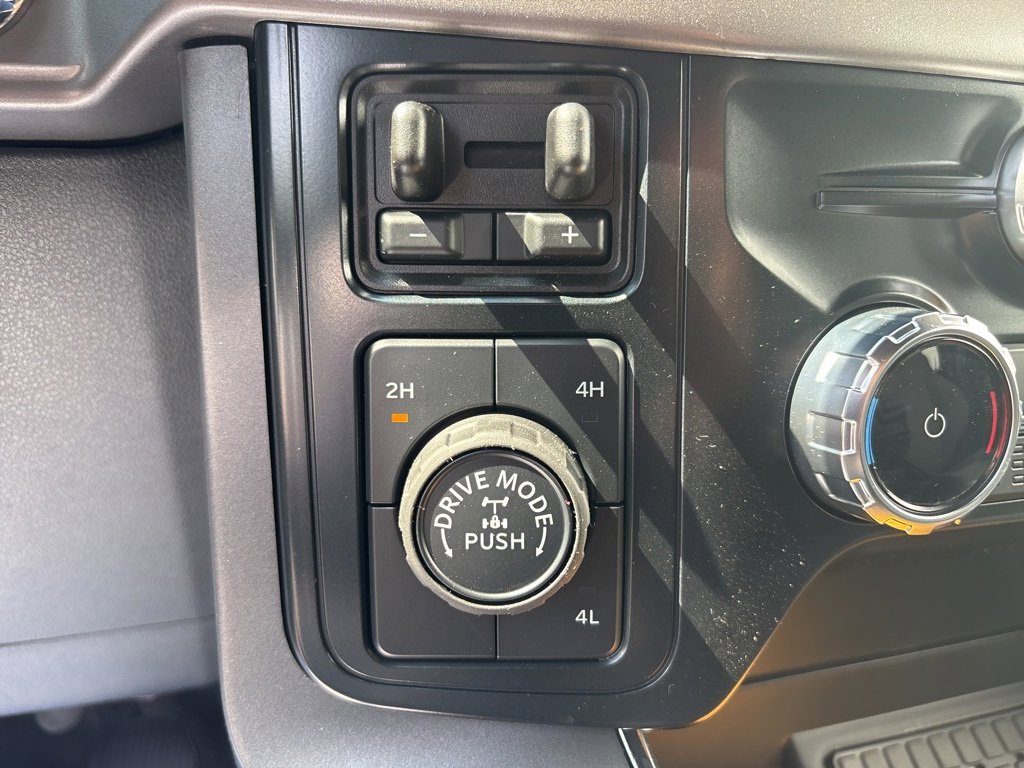 New 2025 Ford F150 XLT w/ Equipment Group 303A High image 18