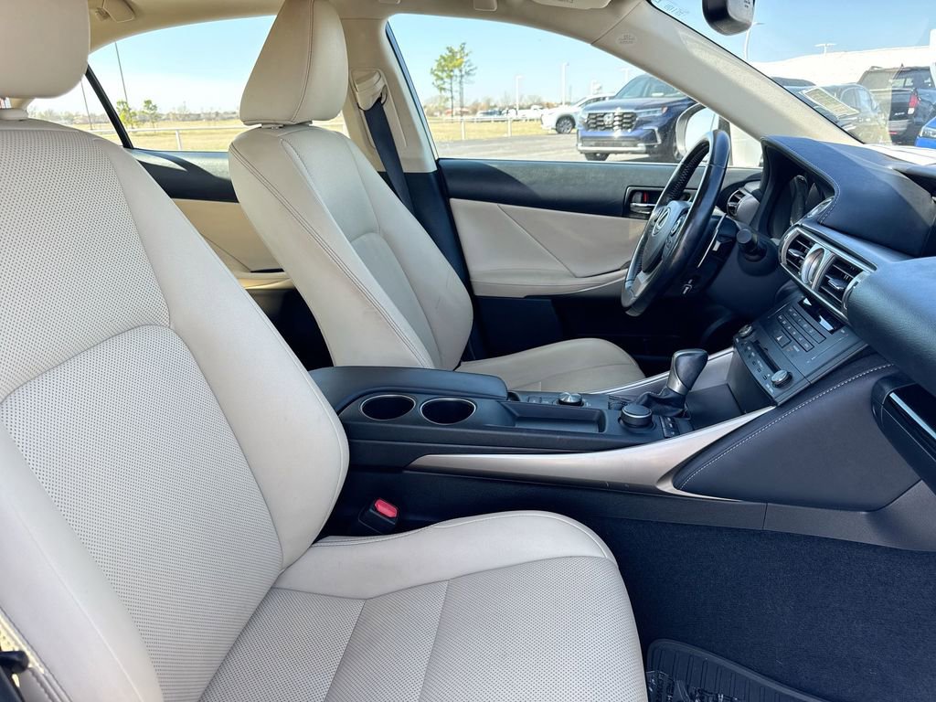 Used 2016 Lexus IS 200t image 24