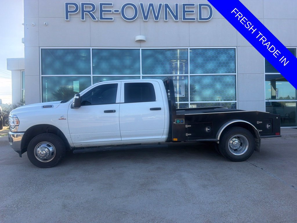 Used 2024 RAM 3500 Tradesman w/ Chrome Appearance Group AWD/4WD image 1