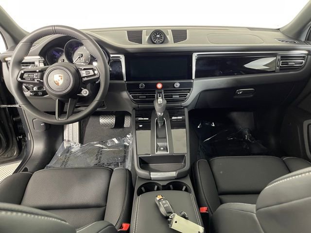 New 2025 Porsche Macan Turbo image 40