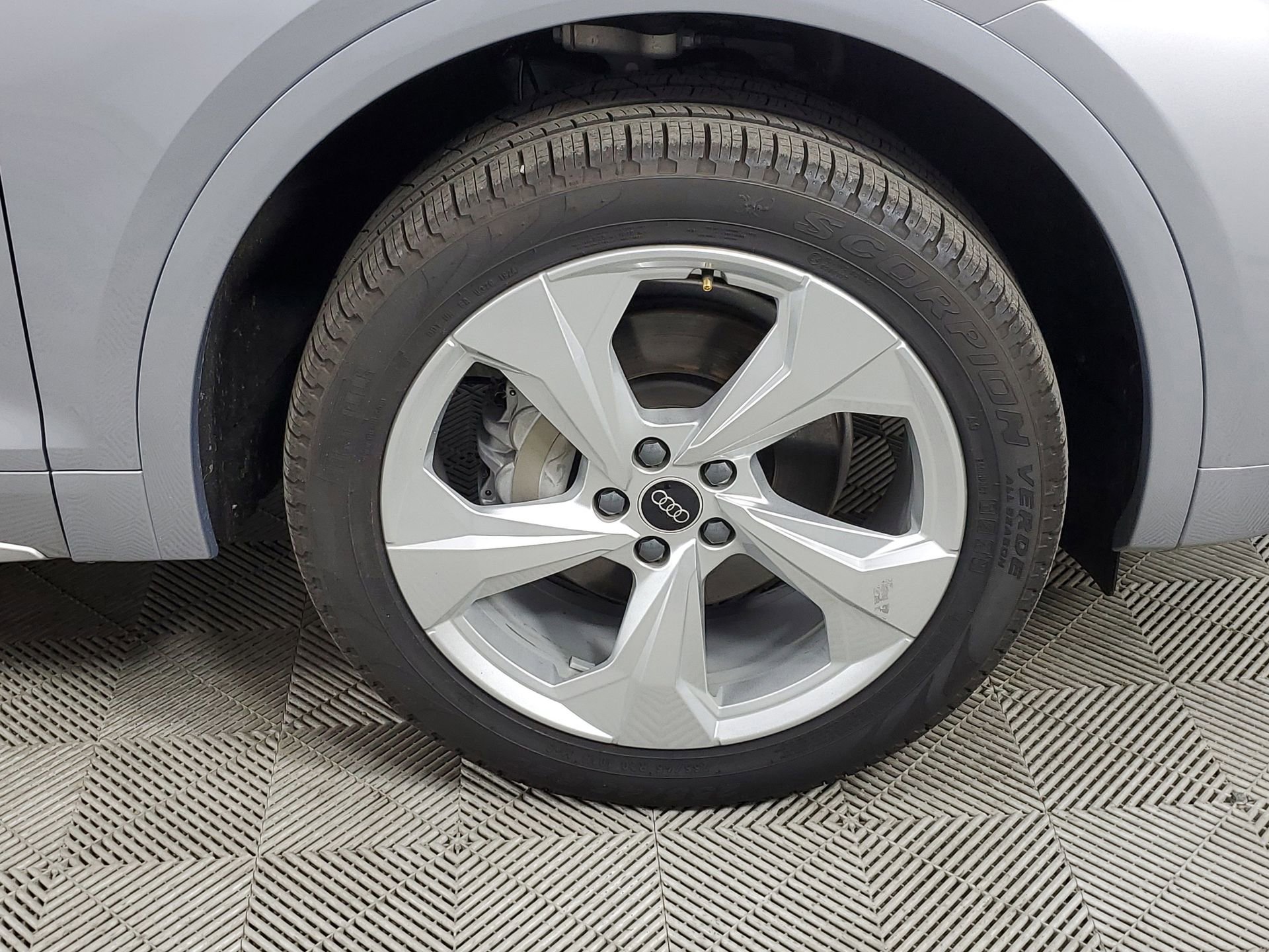 Certified 2024 Audi Q5 2.0T Premium Plus image 14